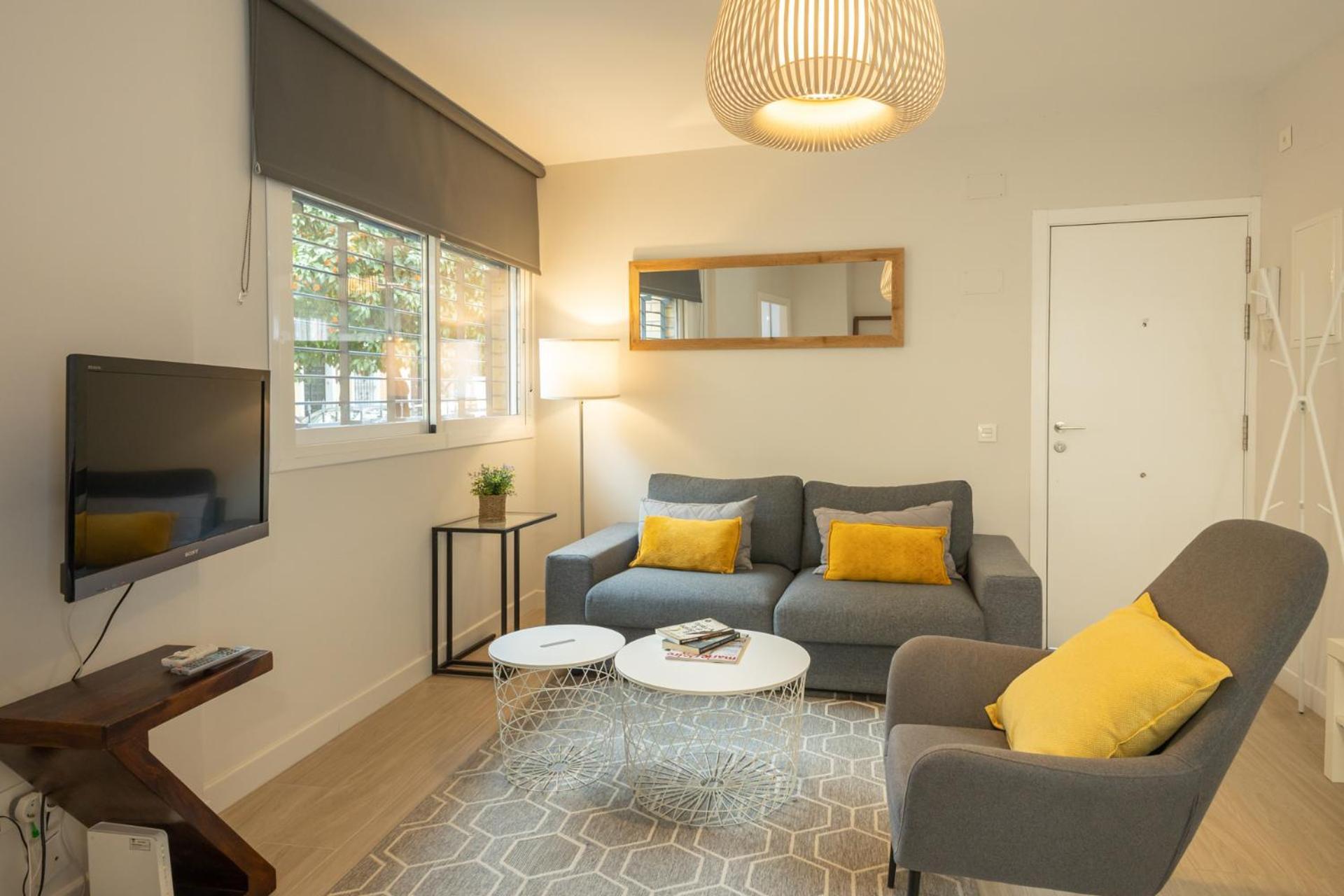 Charming Apartment With Private Patio At Plaza De Espana By Ocityzen 세비야 외부 사진